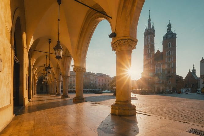 Full-Day Private Walking Tour of Krakow from Wroclaw - The Sum Up