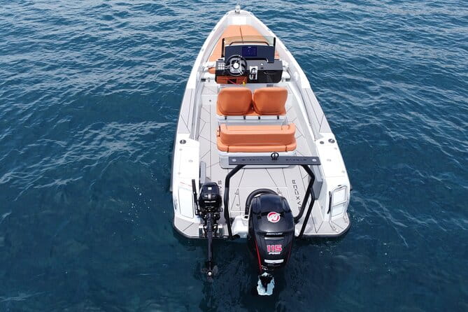 Full Day Rental in Santorini with Saxdor Luxury Boat - Who Is This Experience Best For?