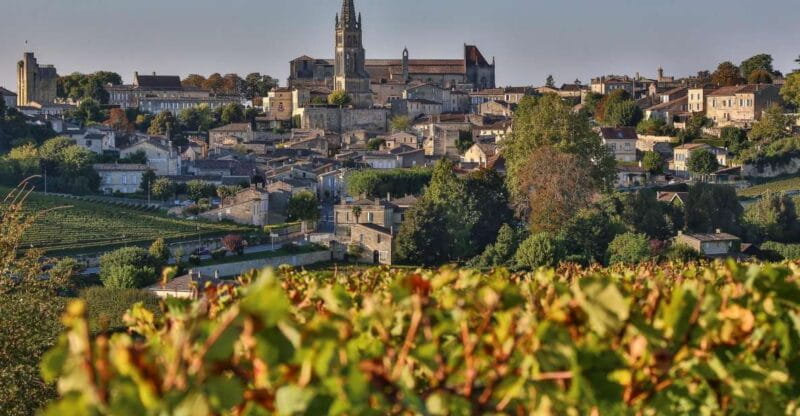 Full-day Saint-Emilion: Village, Undergrounds and Châteaux - Free Time: Savoring Saint-Emilion’s Medieval Atmosphere