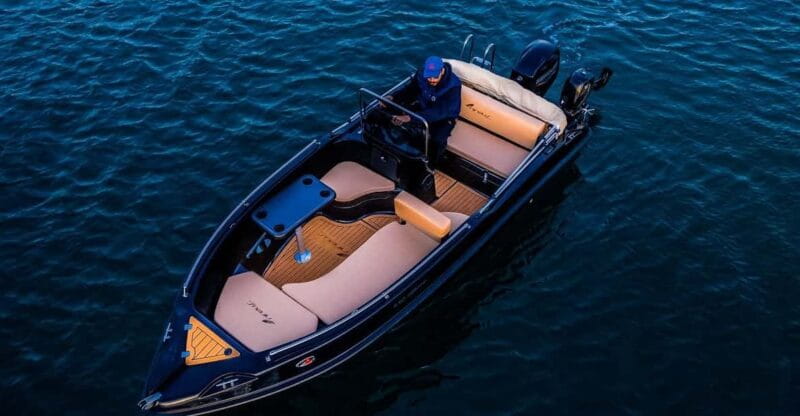 Full Day Santorini Boat Cruise -License Free- - What Makes This Experience Stand Out?