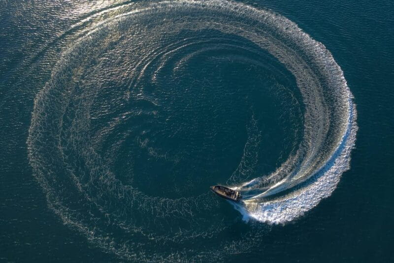 Full Day Santorini Boat Cruise -License Free- - Who Is This Experience Best For?