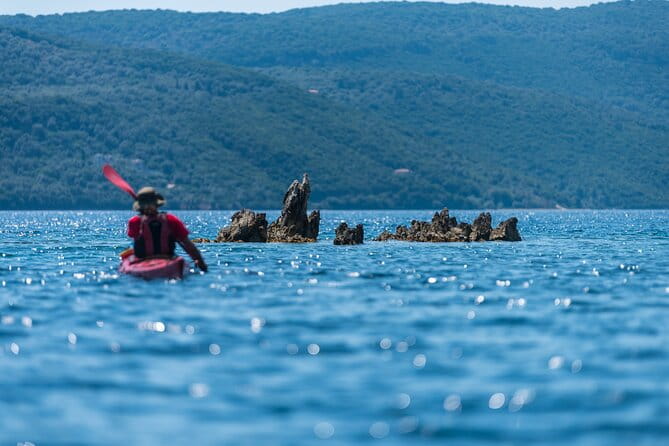 Full-Day Sea Kayaking Tour in Lefkada - Paddling Around the Uninhabited Islets of Madouri and Thilia