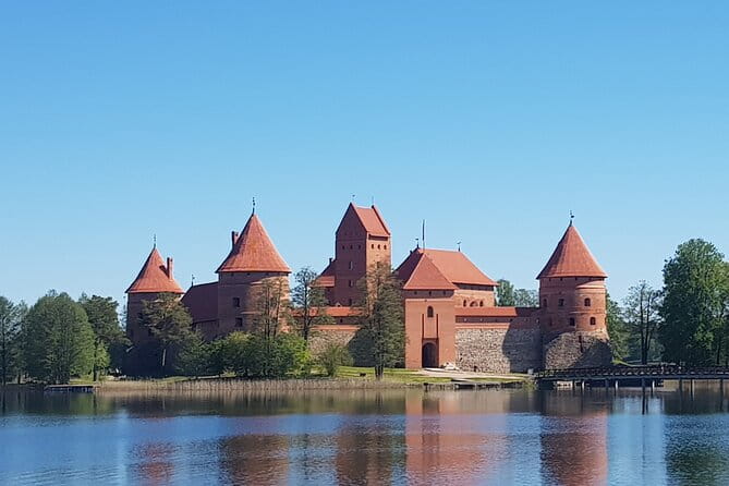 Full day Self-Guided trip to Trakai - bicycle rent for 24 h. and train tickets - Key points / Takeaways