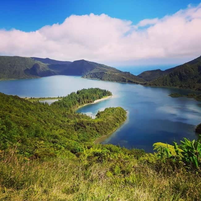 Full day Sete Cidades Lagoa de Fogo - Ponta do Escalvado and Ceramic Workshop: Cultural Highlights