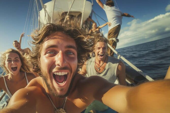 Full Day Taormina Sightseeing Private Boat Tour with Lunch - How the Itinerary Unfolds