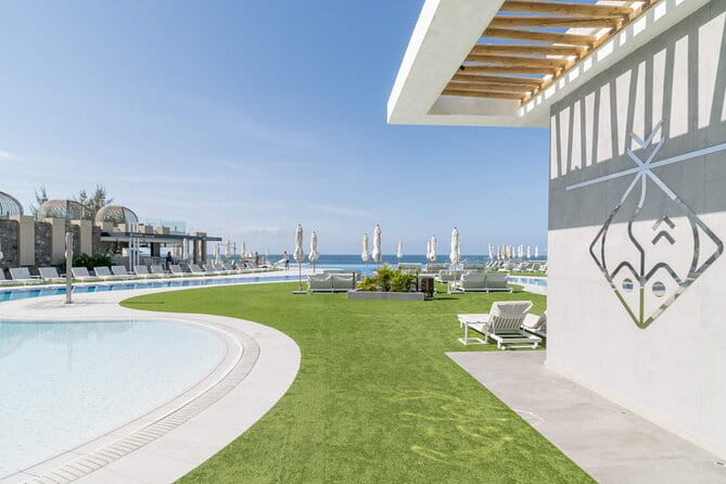 Full Day Ticket at Perchel Beach Club with Lunch - FAQ