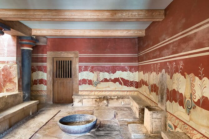 Full-Day Tour Knossos and Heraklion From Chania - Who Should Consider This Tour?