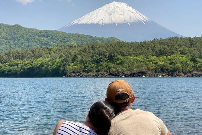Full Day Tour to Mount Fuji in Spanish - Weather Consideration
