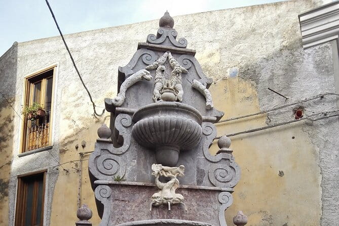 Full-Day Tour to Mt. Etna, Taormina, Naxos Bay and Castelmola - Naxos Bay: Coastal Charm and Relaxed Vibes