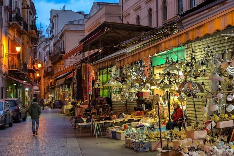 Full-day trip to discover Monreale, Palermo and street food - Exploring Monreale’s Architectural Wonder