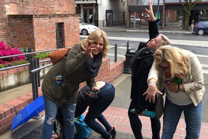 Fun City Scavenger Hunt in Winnipeg by Wacky Walks - Cancellation Policy