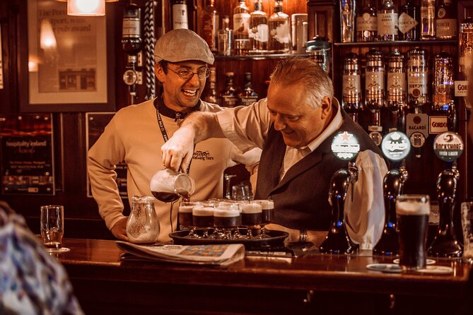 Fun-filled Walking Tour of Beautiful Westport - Duration and Schedule