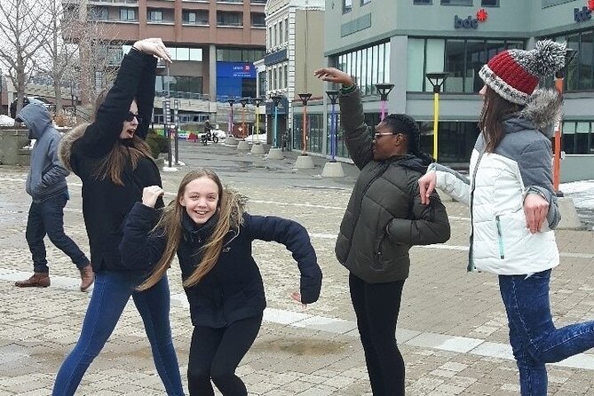 Fun Scavenger Hunt in Unionville by Zombie Scavengers - Meeting and Pickup