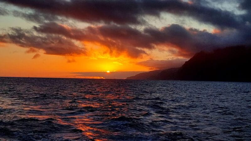 Funchal: Cabo Girão Sunset Catamaran Tour - The Sunset Moment