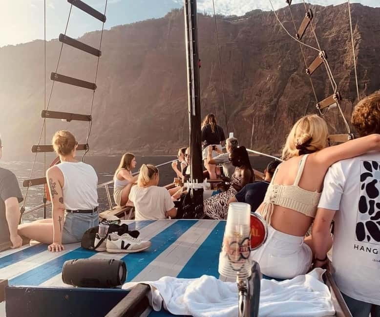 Funchal: Cabo Girão Tour on Traditional Boat with Drinks - Price and Logistics: Is It Good Value?