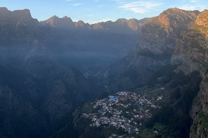 Funchal highlights 5h Private Tour in Madeira - Exploring Madeira in 5 Hours: A Practical and Authentic Journey