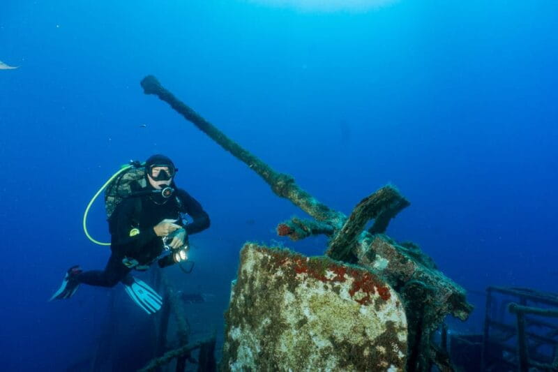 Funchal: Wreck dive F488 Frigate - certified divers - The Itinerary Breakdown: Step-by-Step
