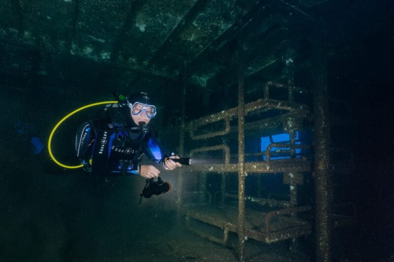 Funchal: Wreck dive F488 Frigate - certified divers - Who Will Love This Experience?