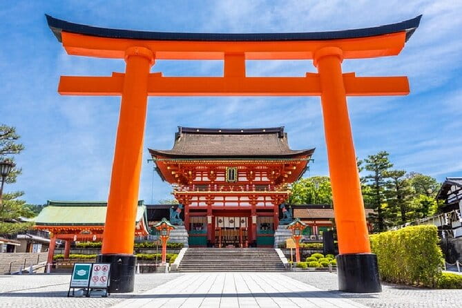 Fushimi Inari Deep Shinto Shrine Tour While Hiking With Expert - Importance of the Expert Guide