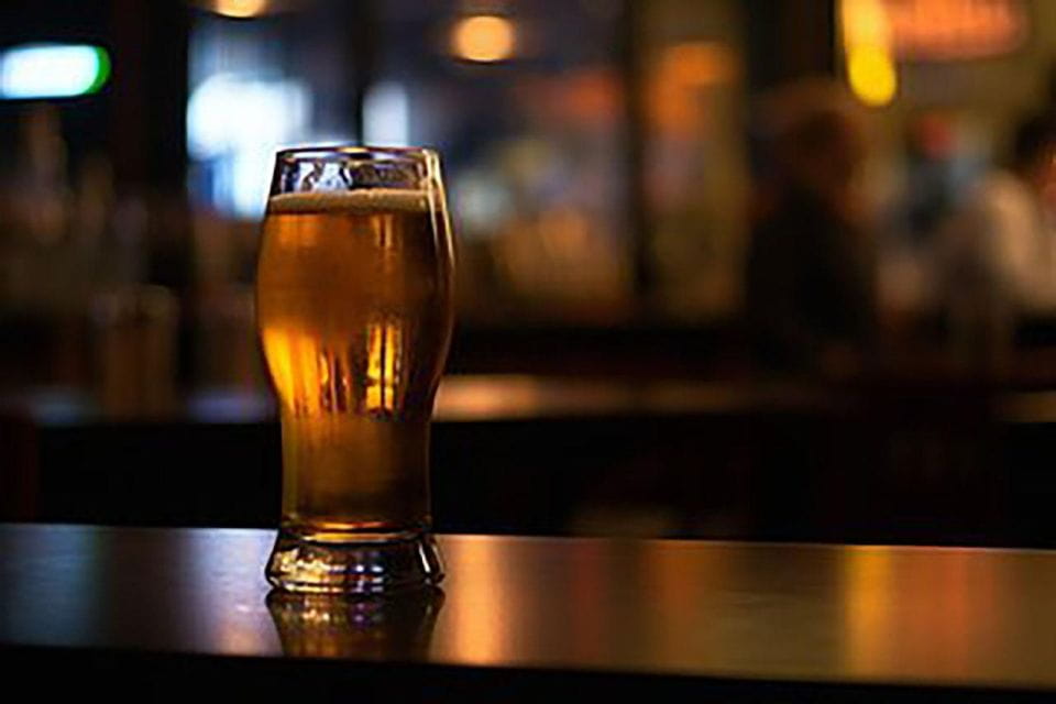 Galvestons Best Pub Crawl - Live Tour Guides Expertise