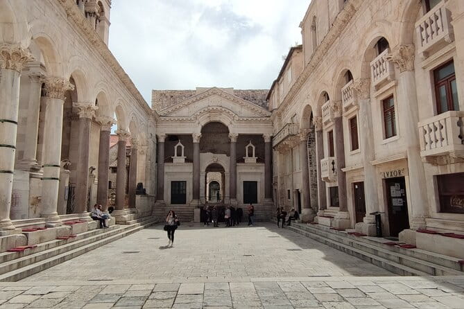 Game of Thrones and Split Highlights - Practical Details and Value