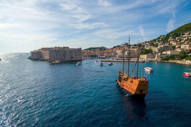 Game of Thrones Cruise and Dubrovnik Walking Tour - Souvenirs and Cocktails