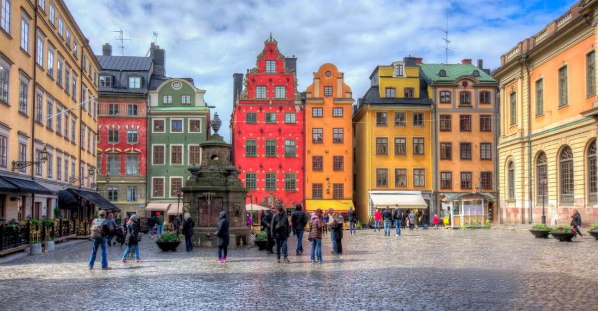 Gamla Stan: Essential Tour of Stockholm - Guided Exploration