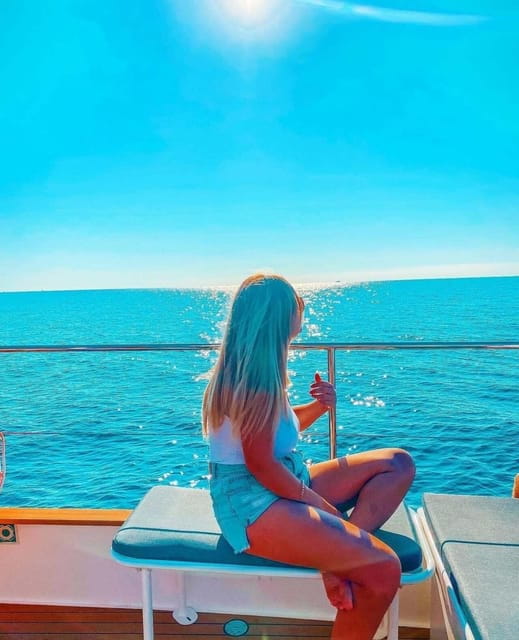 Gandía: Only Adults Boat Party with swim & optional meal - Key Points / Takeaways