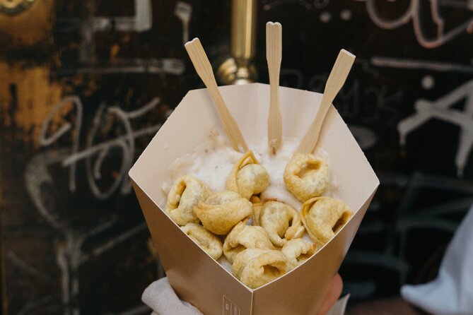 Gastronomic Experience in Bologna With a Local - Key Points