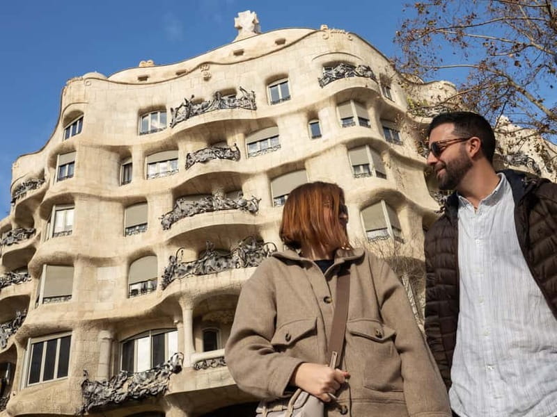 Gaudi Barcelona in 1 Day: Sagrada Familia, Park Guell, tapas - Discovering the Heart of Barcelona’s Architecture