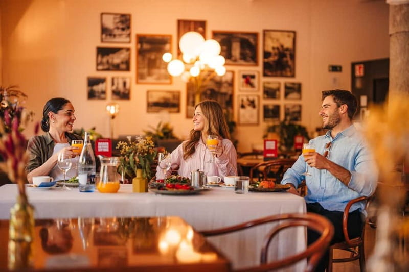 Gaudí's Artworks: Pedrera & Sagrada Família exclusive Tour - Key Points / Takeaways