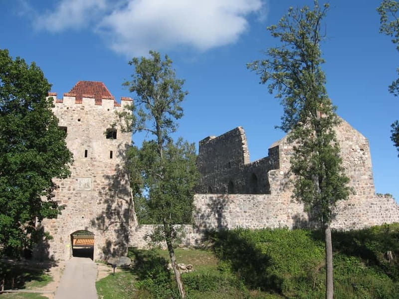 Gauja National Park Guided Hiking Tour - Who Is This Tour Best For?