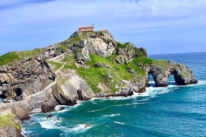 Gaztelugatxe, Mundaka and Gernika Tour from Bilbao - The Value of Expert Guides and Well-Selected Stops
