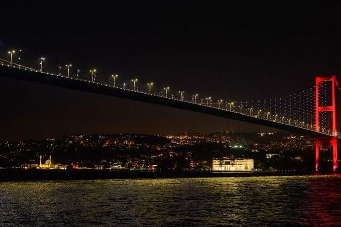 Gbosphorus Istanbul Dinner Cruise and Turkish Night Show - Key points / Takeaways