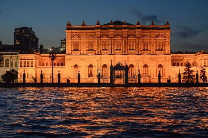 Gbosphorus Istanbul Dinner Cruise and Turkish Night Show - Logistics and Group Dynamics: What You Need to Know