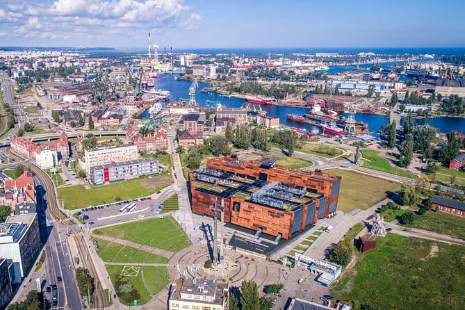 Gdansk European Solidarity Centre Guided Tour - Practical Tips for Visiting