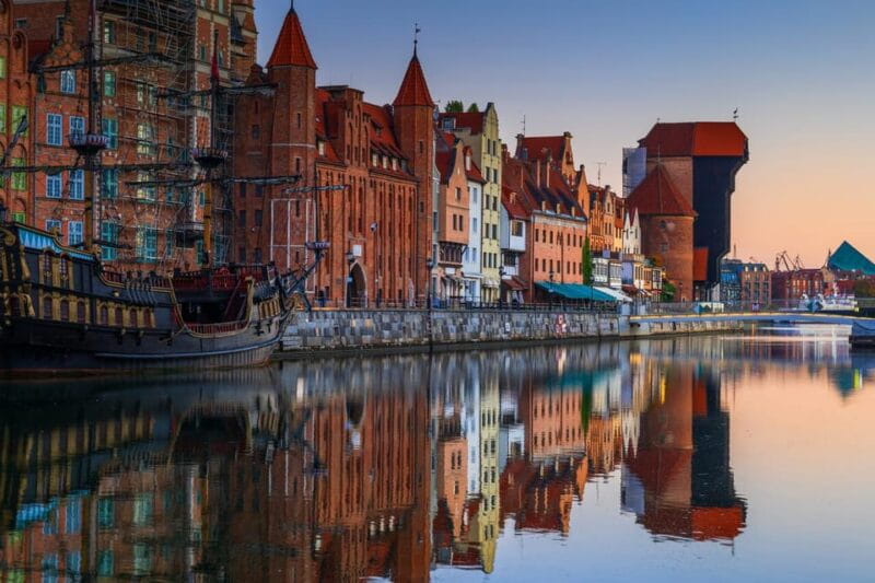 Gdansk Food and Sightseeing Tour with Bart - Discovering Gdansk: A Practical Guide to the Food and Sightseeing Tour