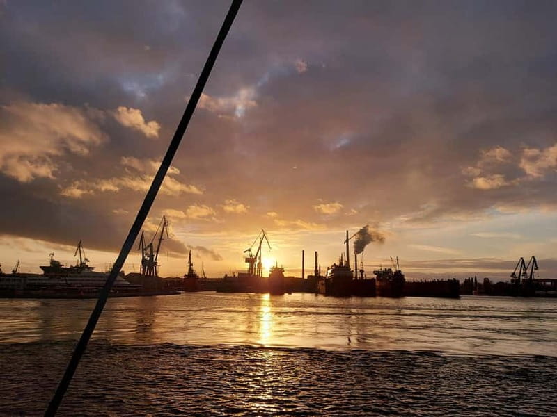 Gdansk: Guided Round-Trip Cruise to Westerplatte - Food, Drinks, and Practicalities