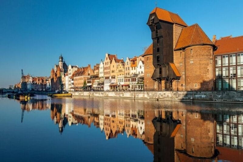Gdansk : Highlights & Hidden gems Walking Tour - Who Should Consider This Tour?