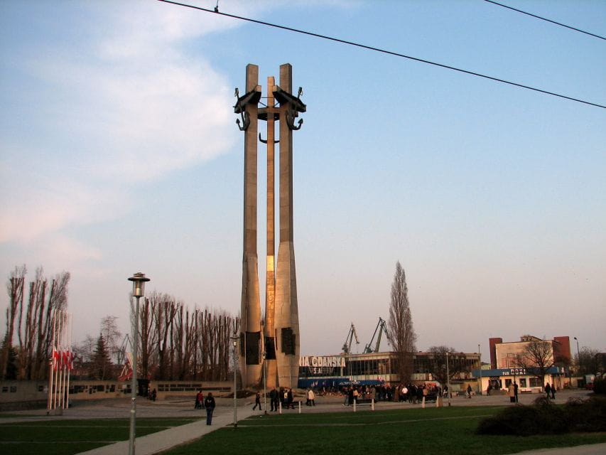 Gdansk: Private Communism Tour With Solidarity Center Museum - Customer Feedback and Ratings