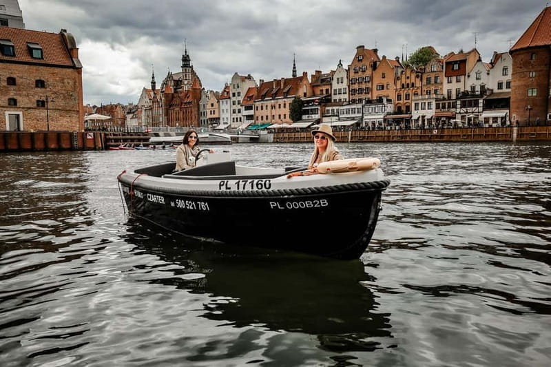 Gdask: Boat Tour on the Motawa - Exploring Gdansk from the Water: A Detailed Review