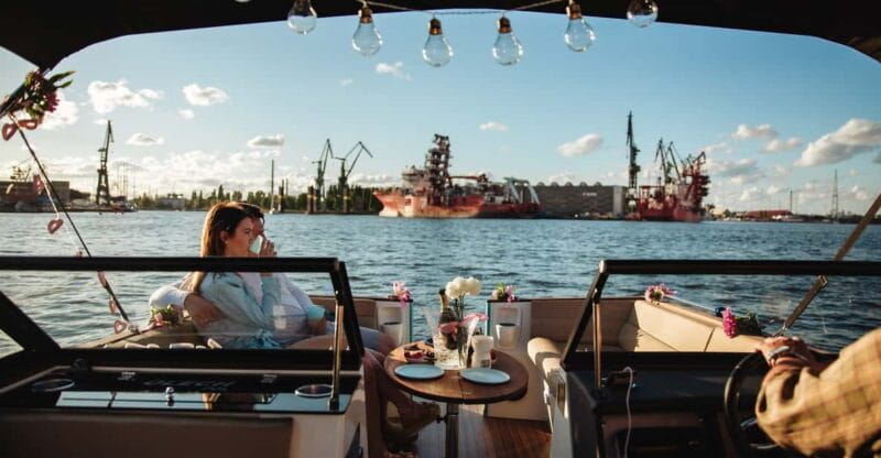 Gdask : Catamaran River Cruise - FAQ