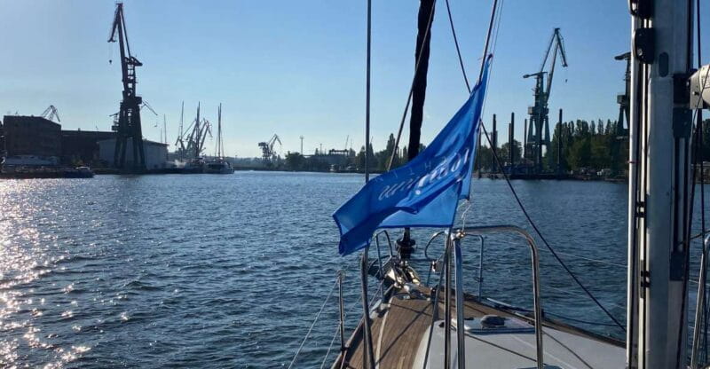 Gdask: Motlawa and Port yacht cruise with Welcome Drink - Discovering Gdask from the Water: The Full Experience