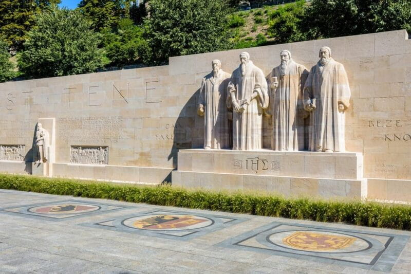 Geneva Highlights Old Town Private Walking Tour - The Sum Up