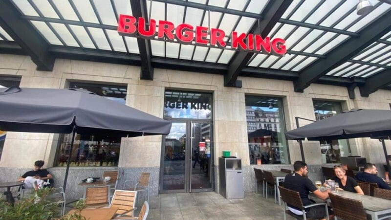 Geneva: United Nations, Old Town and Lake E-Bike Tour - Exploring Geneva on Two Wheels: A Practical Guide