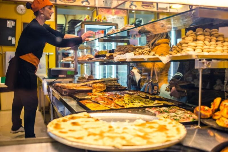 Genoa Street Food Secrets: A Full Meal & Drinks Adventure - Exploring Genoa’s Street Food Scene: A Deep Dive
