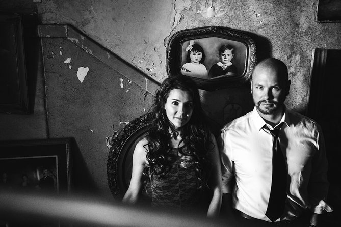 Genteel and Bards Savannah Dark History and Ghost Encounter Walking Tour - Whats Included