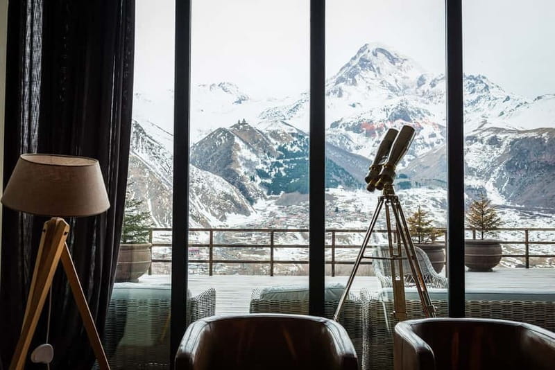 Georgia: 2-Day Private Guauri Ski 1-Night Kazbegi Hotel - Entering the Breathtaking Caucasus