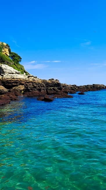 Get to know Hondarribia by sea. Audio-guided boat tour - Exploring Hondarribia from the Water: An Authentic Perspective