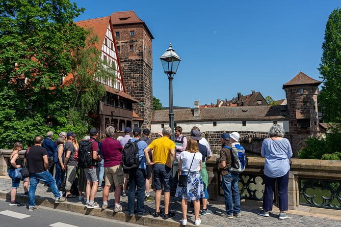 Get to know Nuremberg. Highlights in the old town - Price and Logistics: A Good Deal